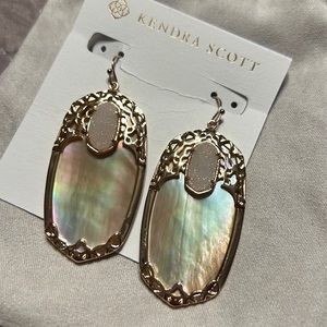 Kendra Scott Deva White mother of pearl